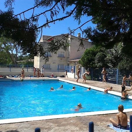 Ymca Villeneuve Les Avignon Hotel Esterno foto